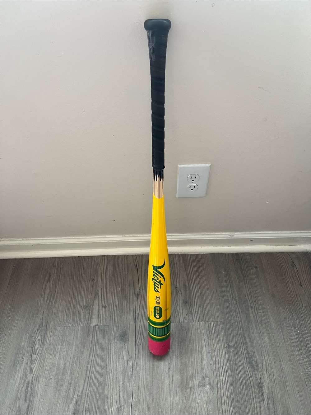 2024 Victus Pencil (-3) 2 5/8" 33/30 USSSA Baseball Bat: VCBVIBP